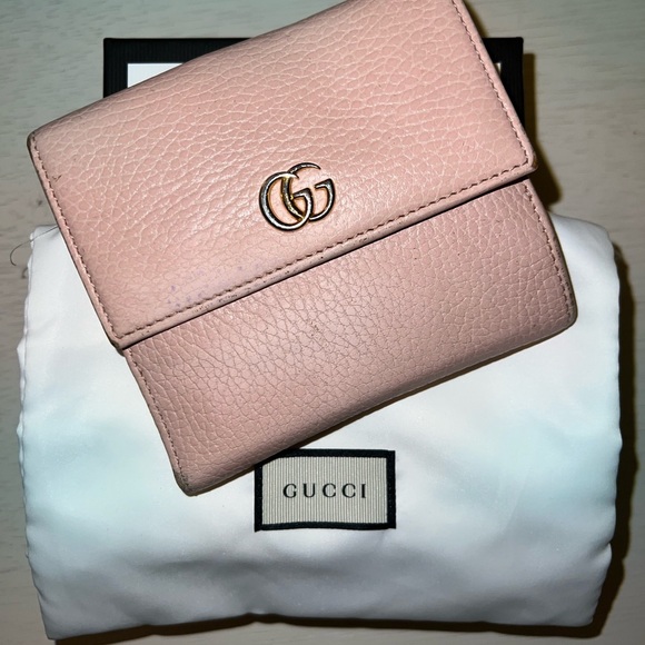 Gucci Light Pink Marmont Pebbled Tumbled Leather Trifold Wallet Authentic - Picture 1 of 9